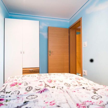 Guesthouse Prenocisca Sirec 프루이 외부 사진