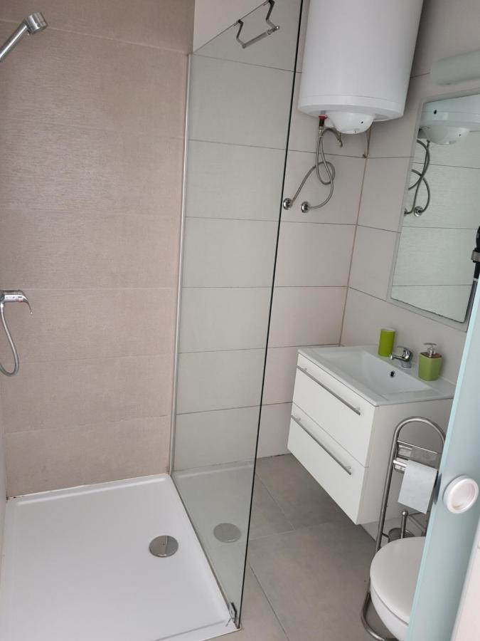 Guesthouse Prenocisca Sirec 프루이 외부 사진