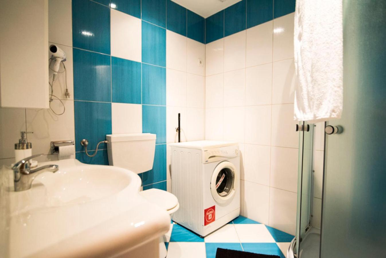 Guesthouse Prenocisca Sirec 프루이 외부 사진